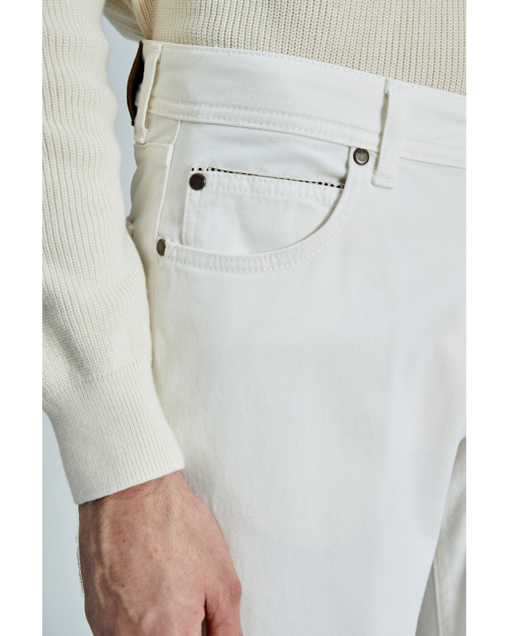 PANTALONE T985 222002 SLIM IN BUL COLORE PANNA