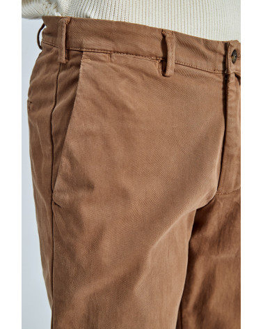 PANTALONE T926 222001 REGULAR IN GABARIDINE COLORE TABACCO