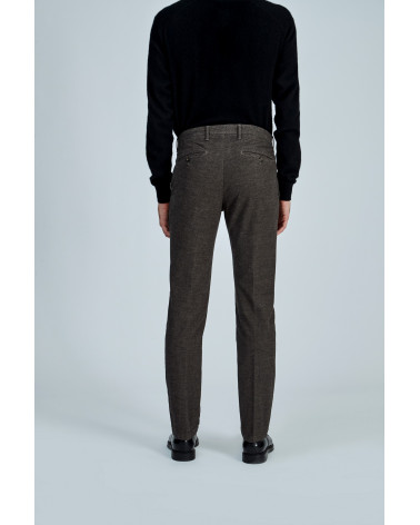 PANTALONE T910 222057 SLIM FIT 	IN ARMATURA MANO LANA COLORE  BISQUIT